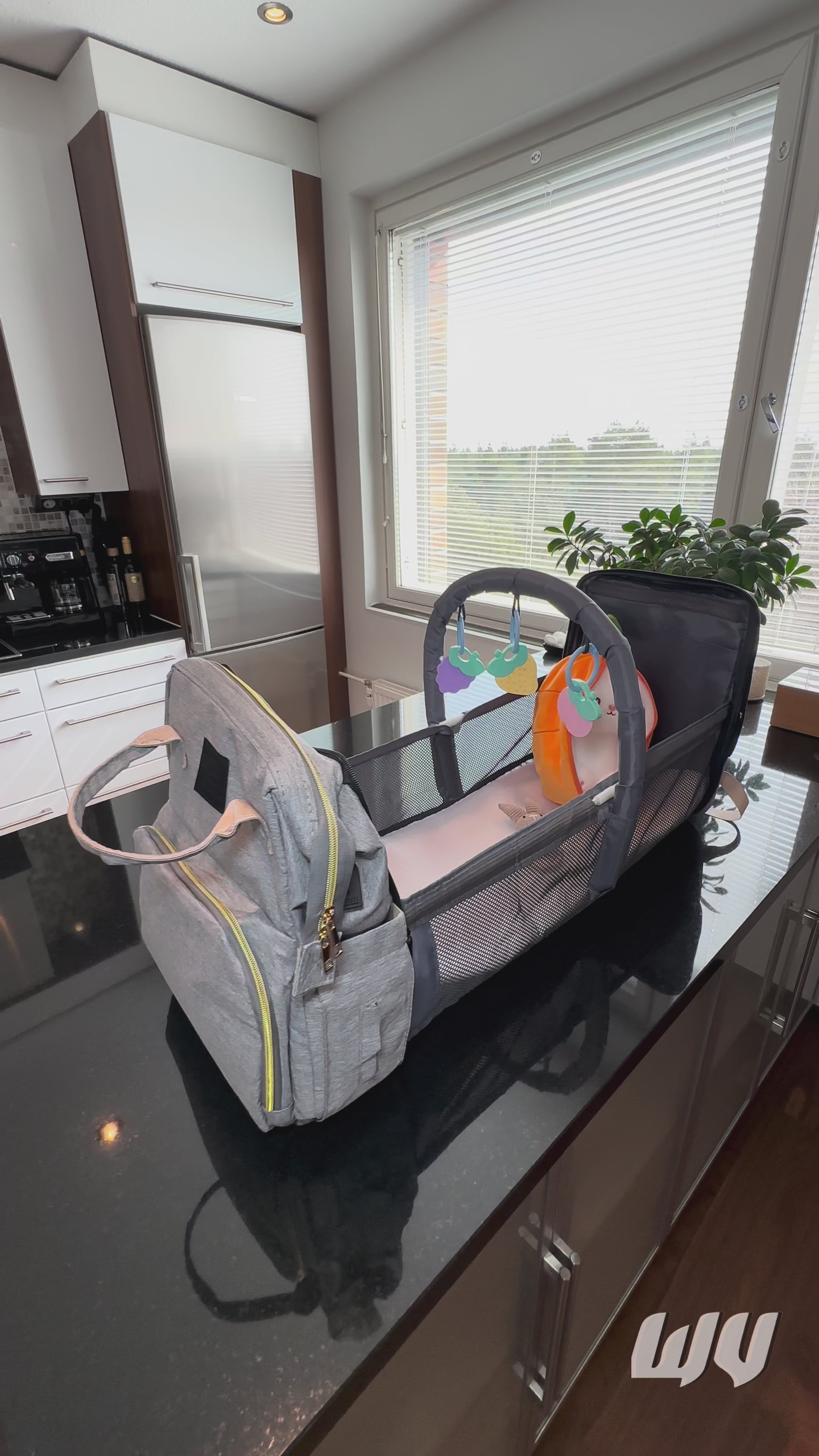 RoamNest – Diaper Backpack with Fold-Out Changing Station
