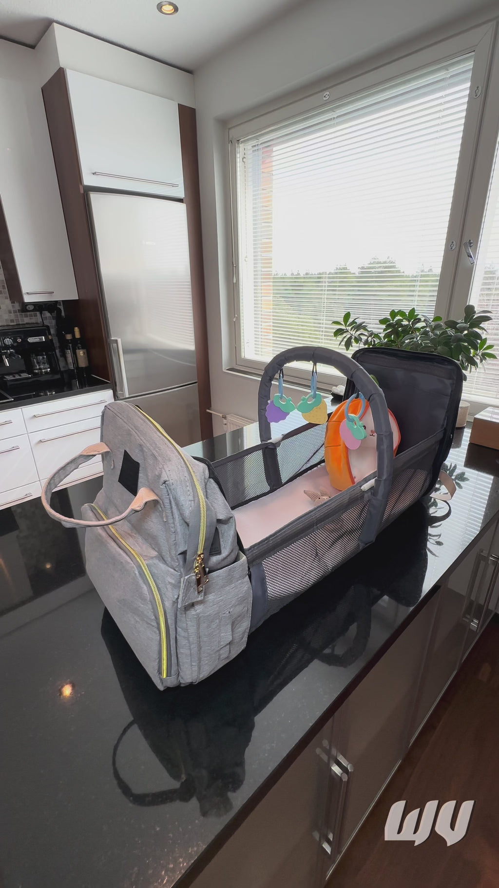 RoamNest – Diaper Backpack with Fold-Out Changing Station