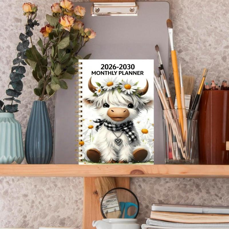 MooPlan – 🐮 2026–2030 Monthly Planner ✨ Cute Highland Cow 5-Year Calendar with Large Monthly Blocks