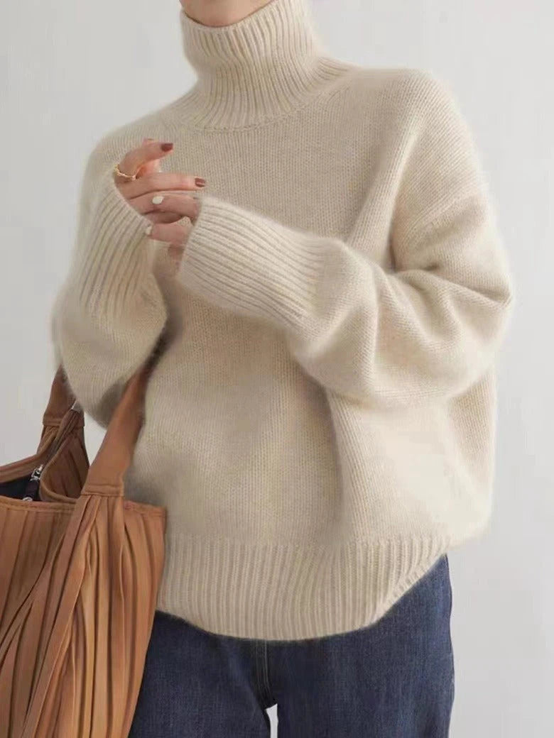 CommuteCozy – Women's Cashmere Turtleneck Sweater