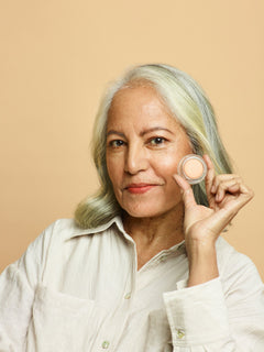 BareVeil – Barely-There Cream Concealer