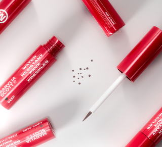 SpotOn – Water-Resistant Faux Freckle Pen