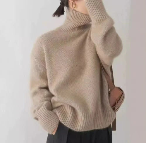CommuteCozy – Women's Cashmere Turtleneck Sweater
