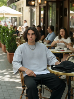 LayerMuse – Loose-Fit Layered Sweatshirt