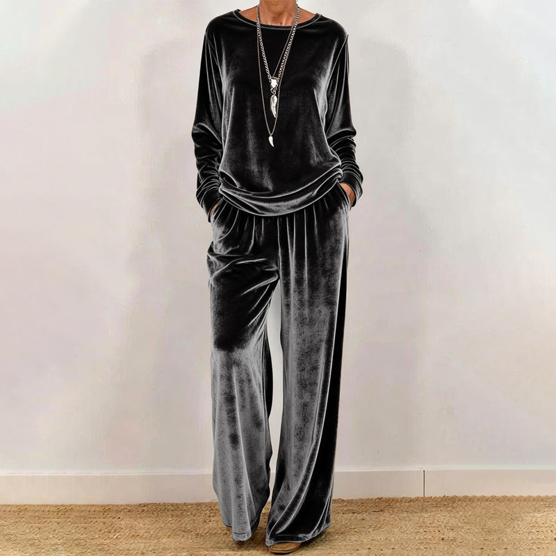 🍁VelvetEase – Women's Velvet Top & Pants Two-Piece Set