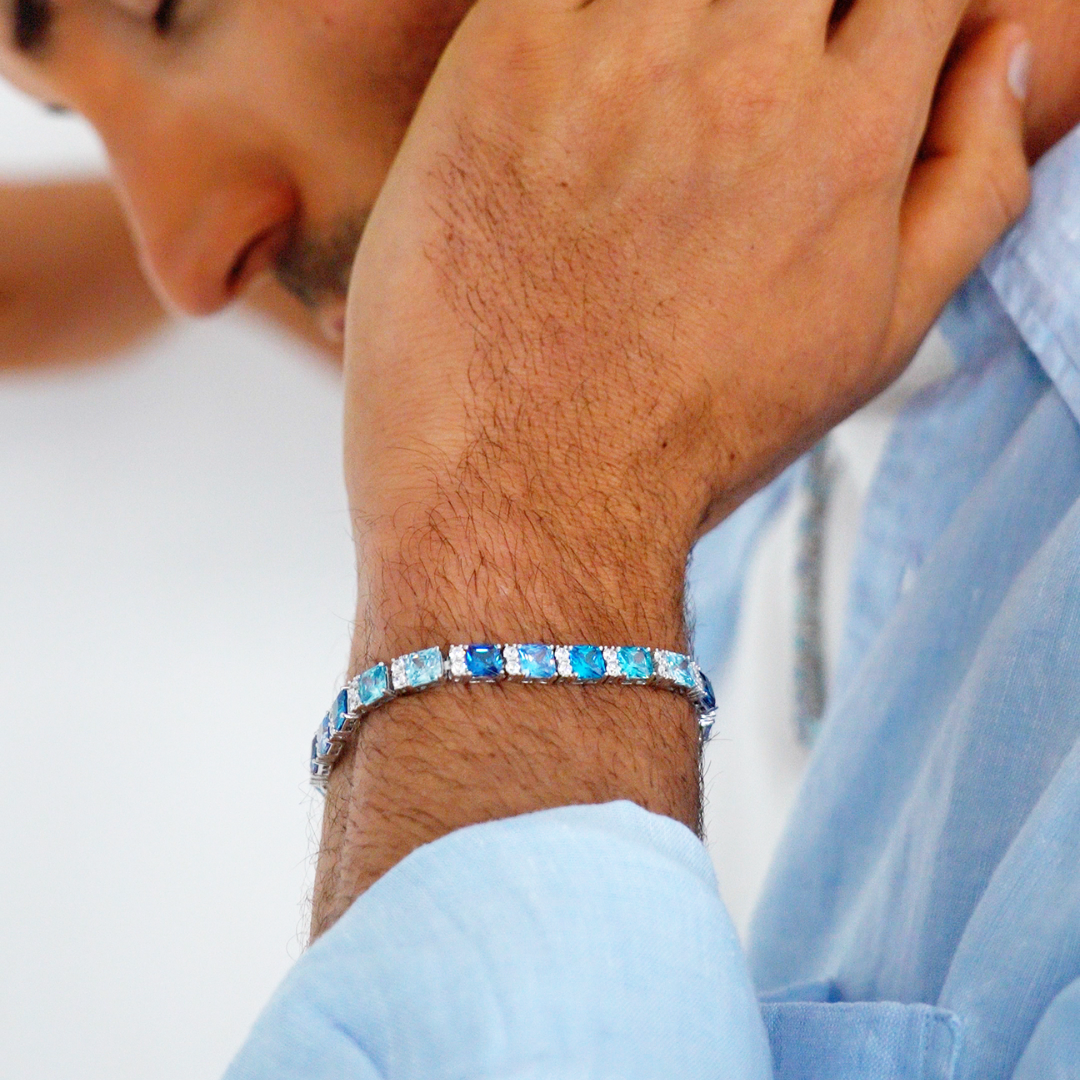 OceanBrilliance – Blue Moissanite Sterling Silver Bracelet