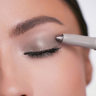 HazeGlide – Long-Lasting Shimmer Eyeshadow Stick