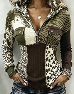 WildPatch – 🤲⏰ Chic Animal Patchwork Print Ribbed Hooded Top