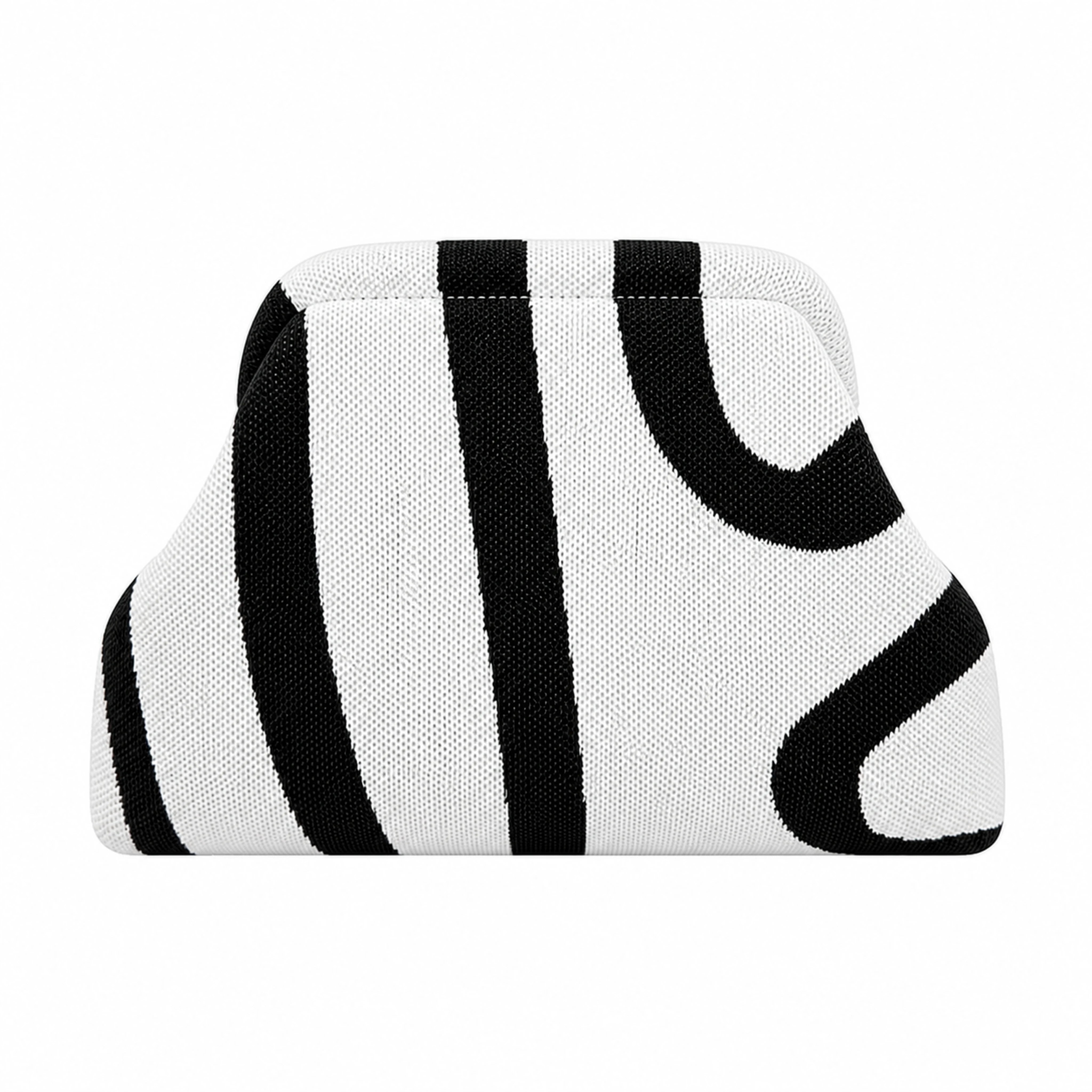 SnapKnit – Snap-Shut Knitted Makeup Bag with Wide Opening