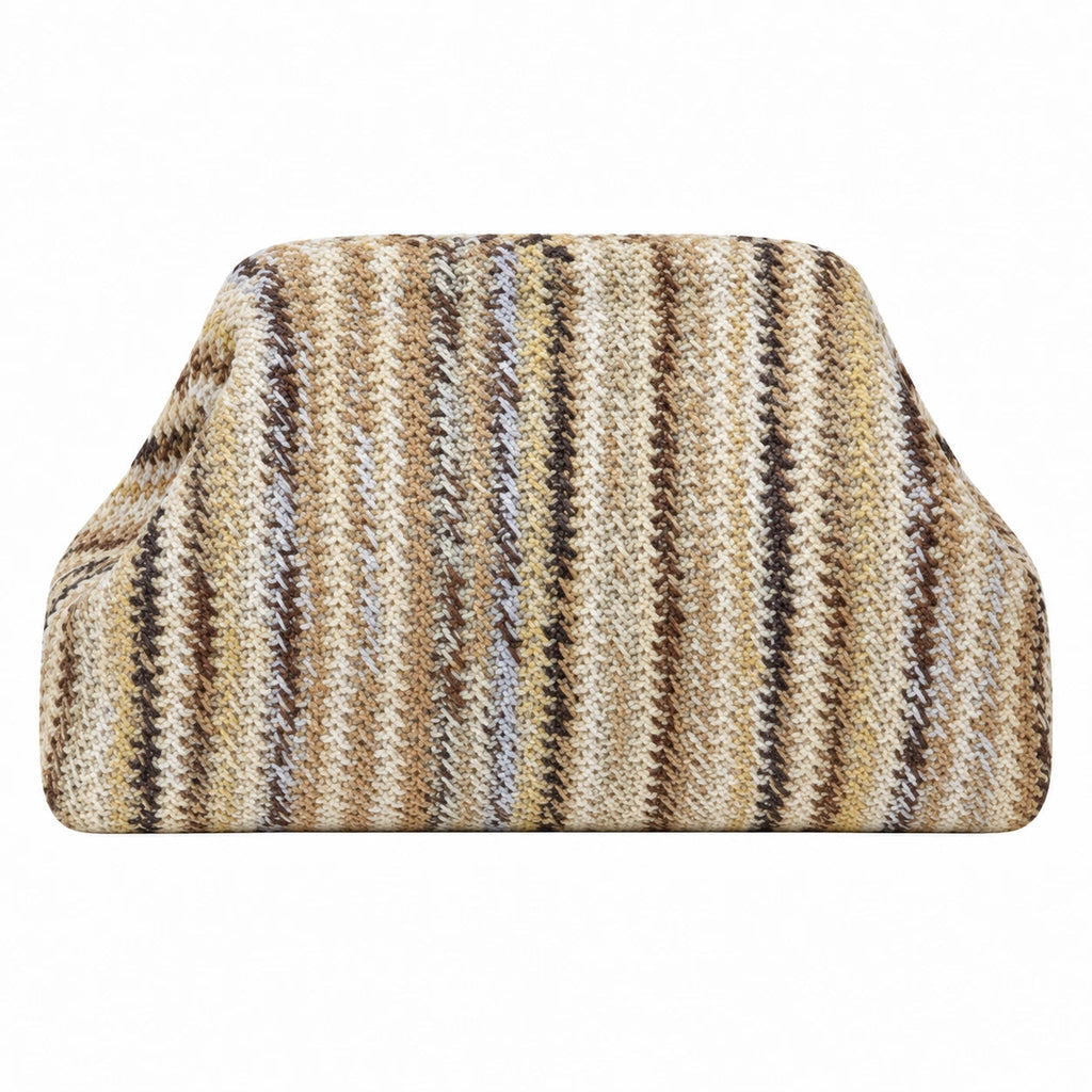 SnapKnit – Snap-Shut Knitted Makeup Bag with Wide Opening