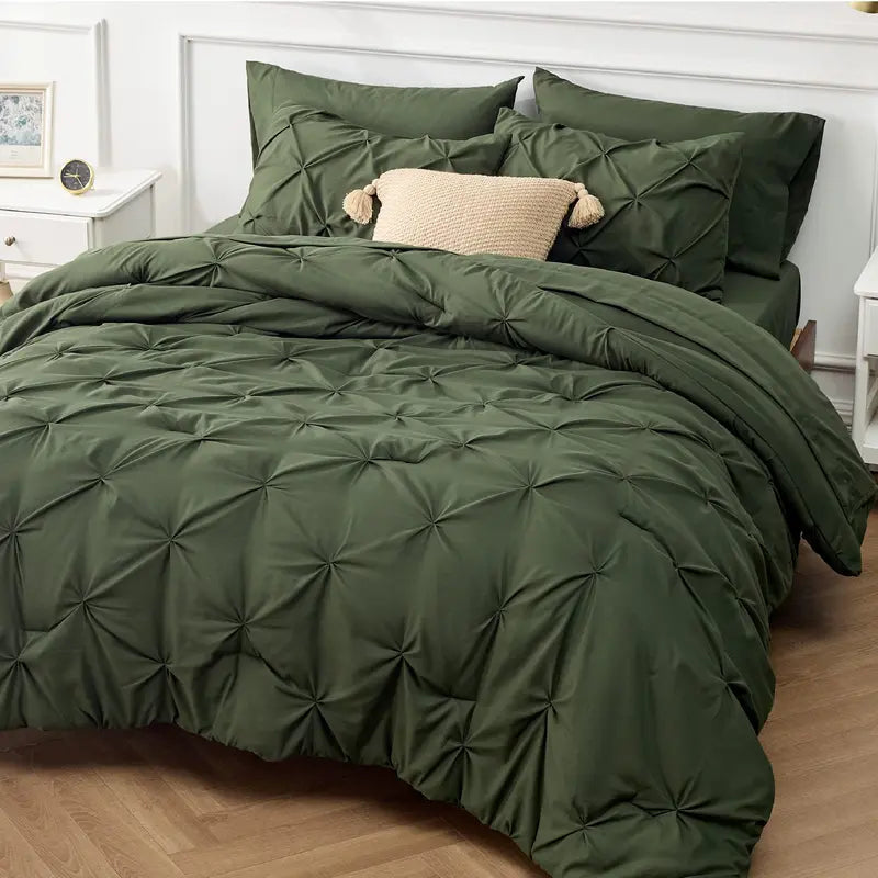 ☁️ CloudPleat – All-Season Pintuck Comforter Set