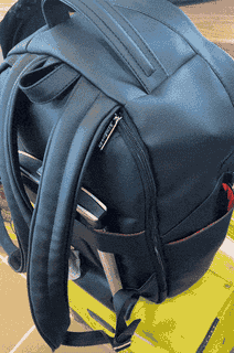 Bolsillo trasero con cierre del morral SUPRA Black