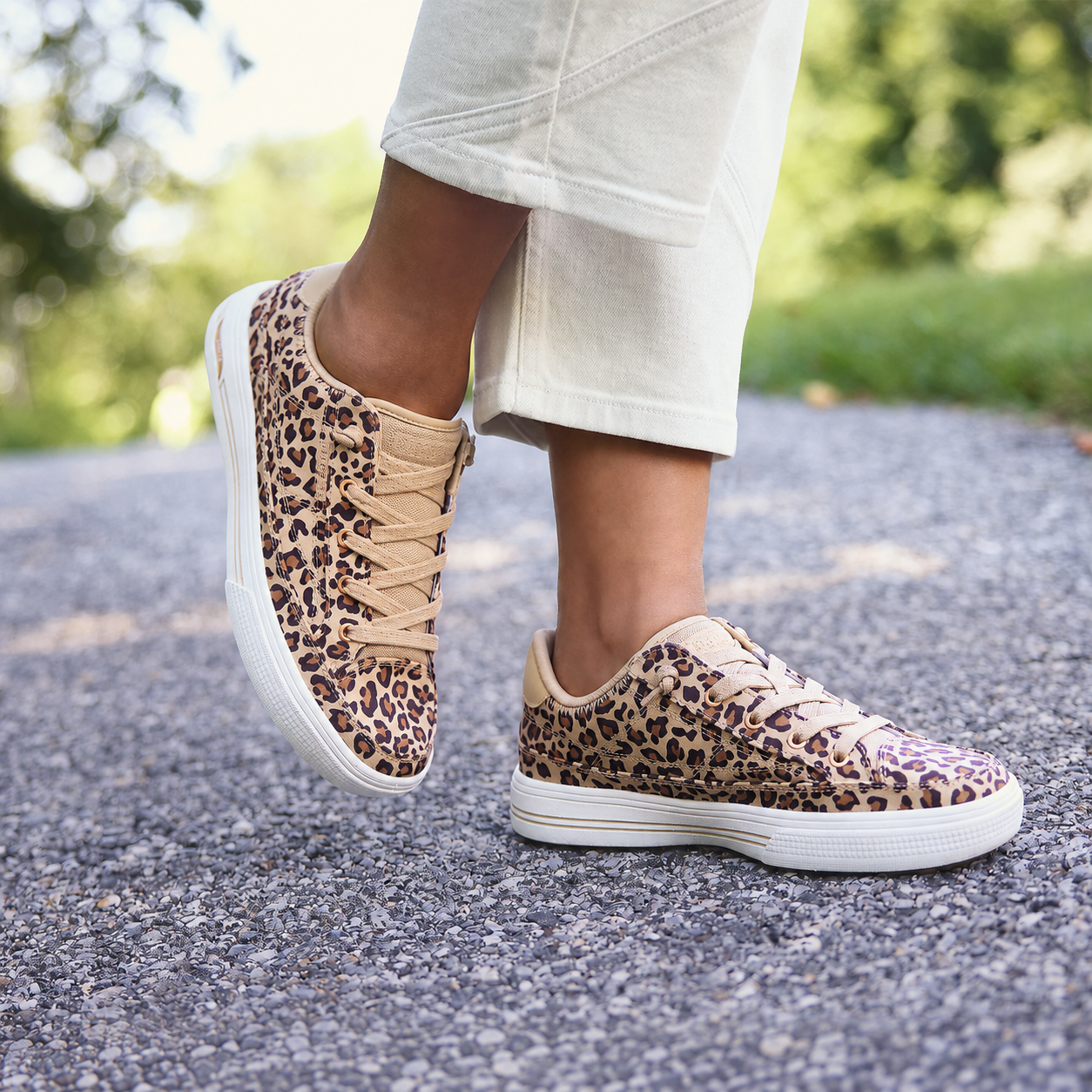 CanvasEase – Women’s Washable Arch Support Slip-On Sneakers