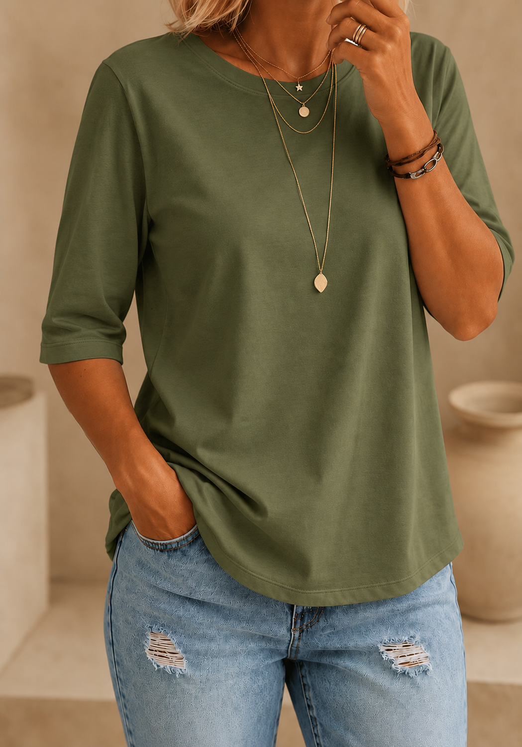 CalveraComfort – Women's Essential Round-Neck Cotton Tee