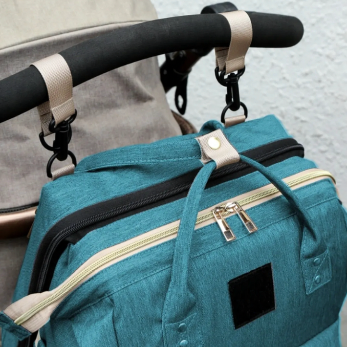 RoamNest – Diaper Backpack with Fold-Out Changing Station