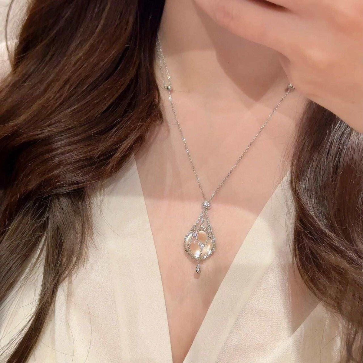 ✨StarGlow – Celestial Crystal Cage Pendant Necklace