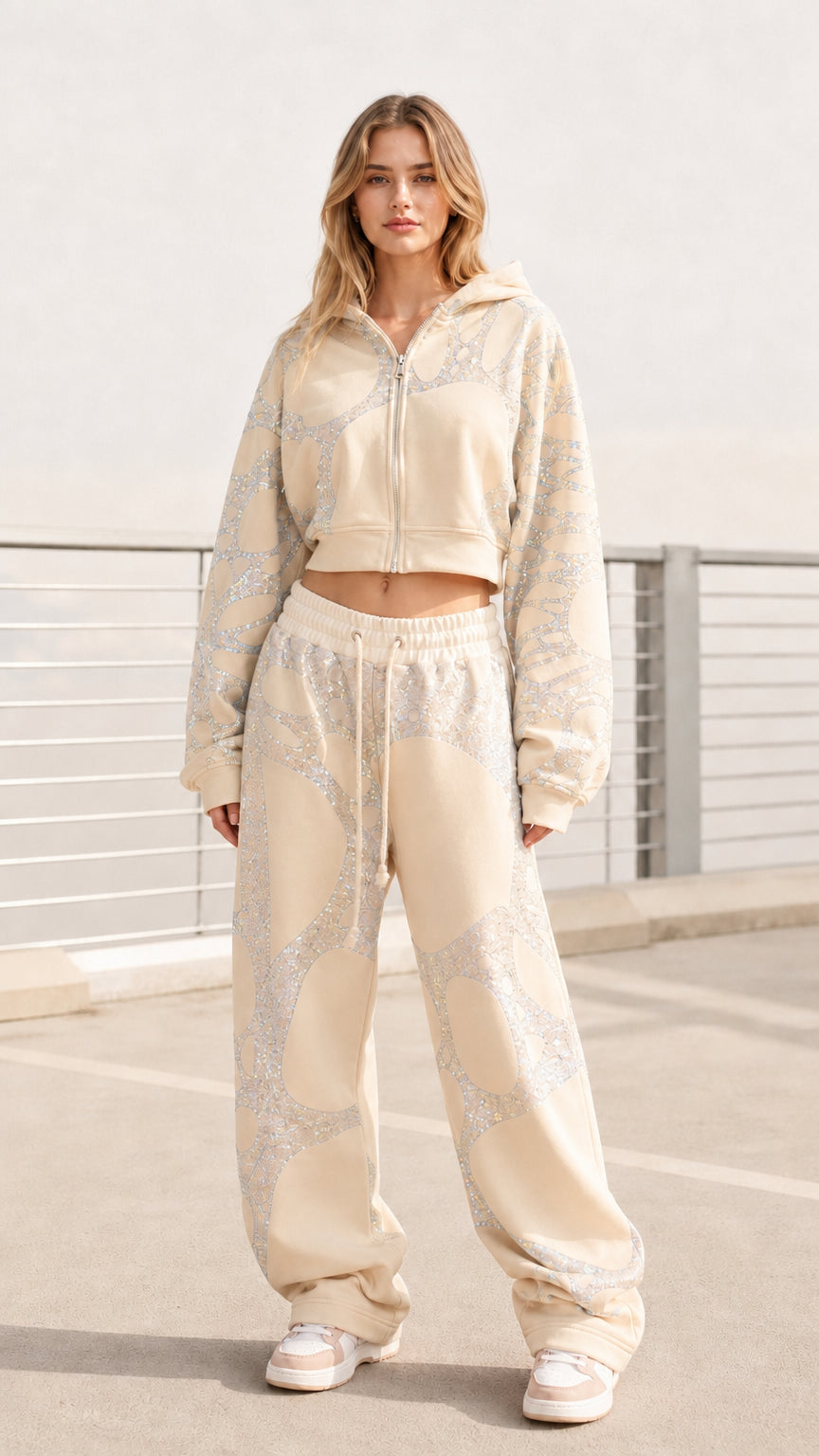GlimmerLounge – Women's Glitter Graphic Cropped Zip Hoodie and Baggy Sweatpants Set