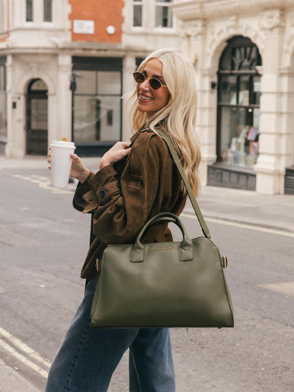 UrbanCarry – Olive Vegan-Leather Organizer Tote