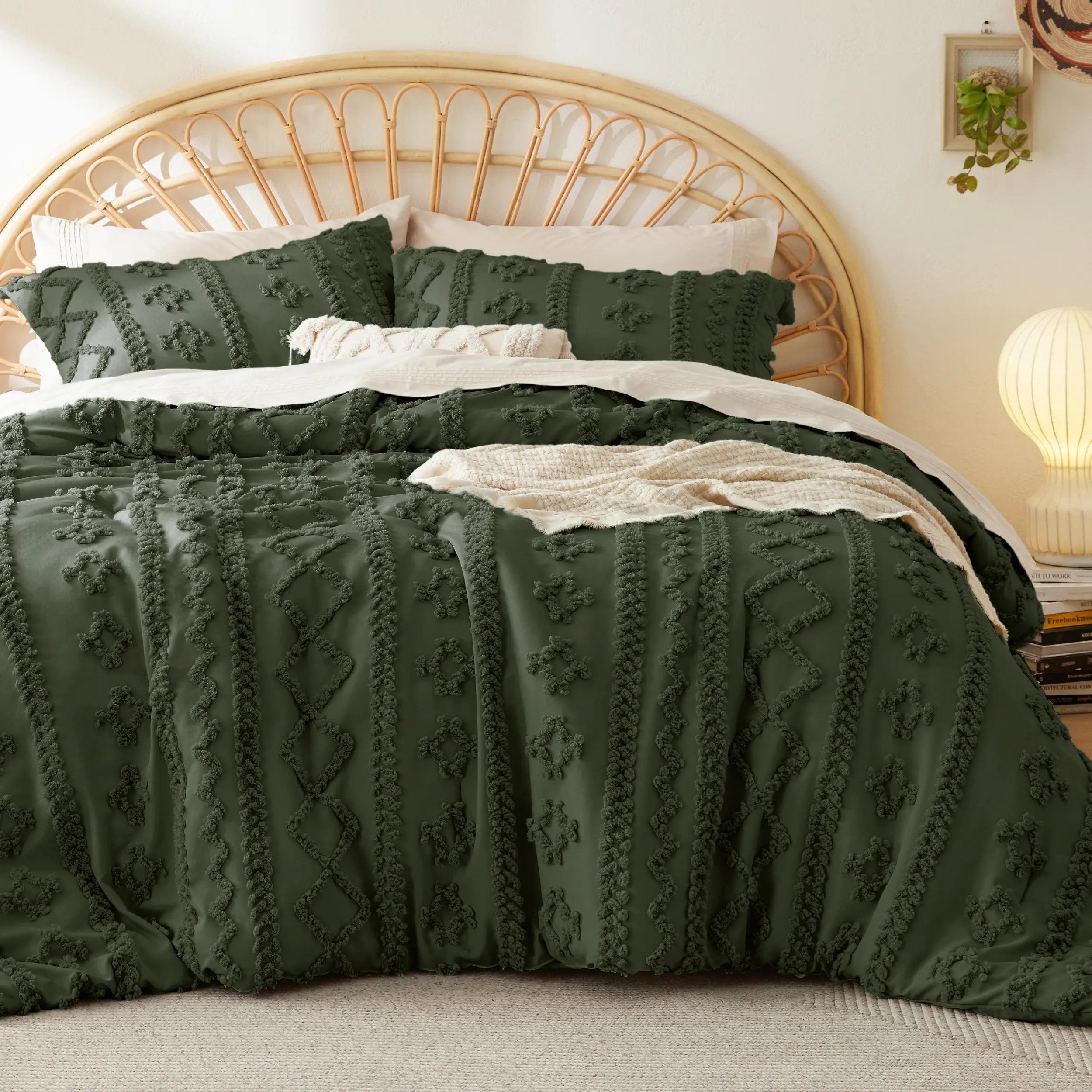 BohoCloud – Tufted Boho Comforter Set with Pillow Shams