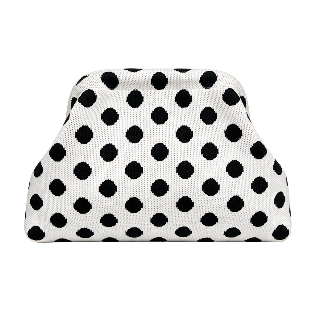 SnapKnit – Snap-Shut Knitted Makeup Bag with Wide Opening
