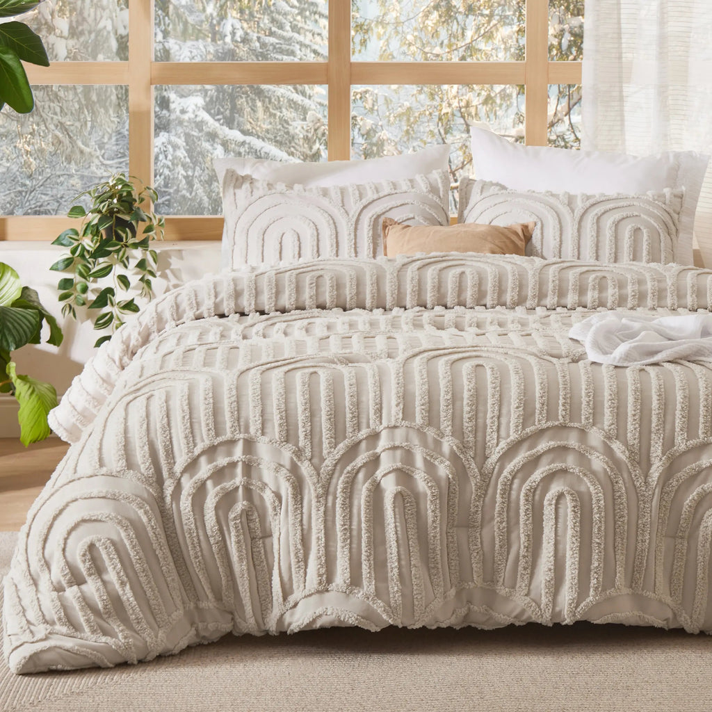 BohoCloud – Tufted Boho Comforter Set with Pillow Shams
