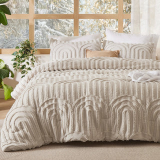 BohoCloud – Tufted Boho Comforter Set with Pillow Shams