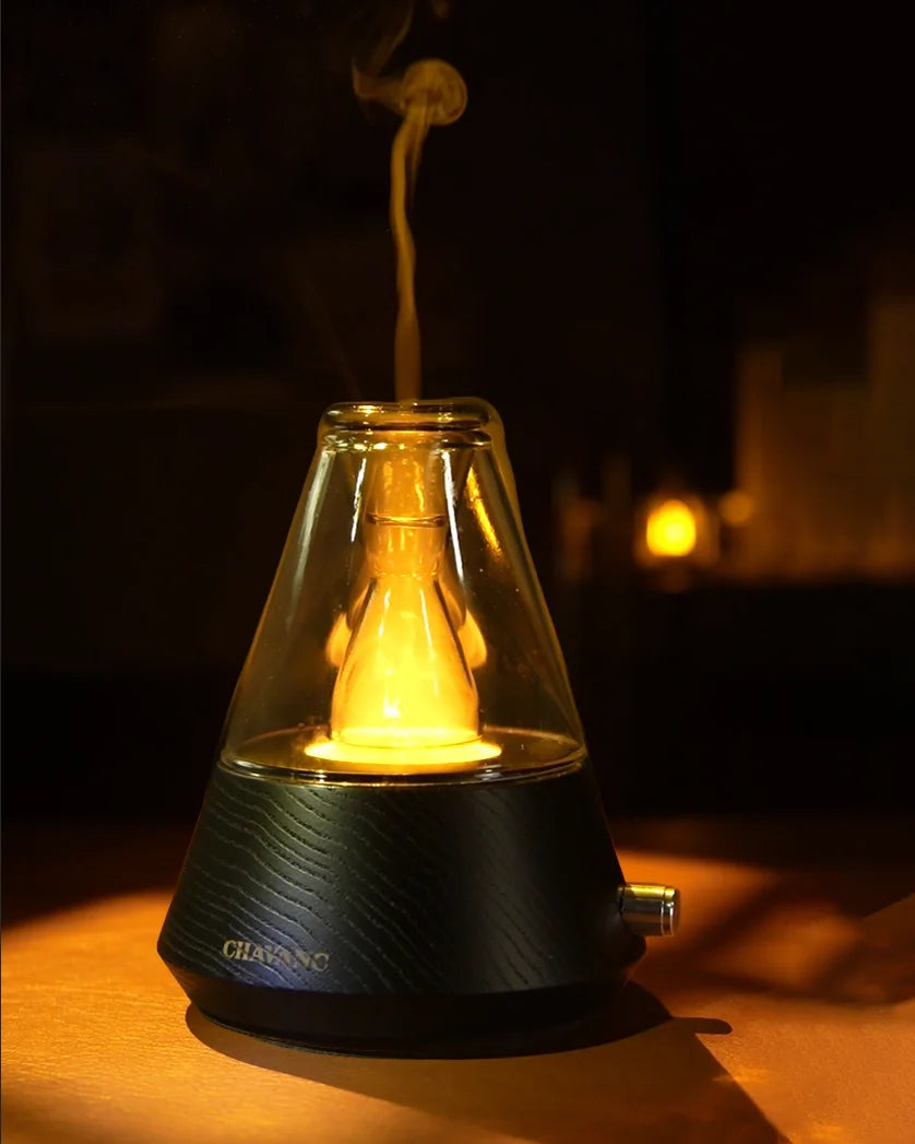AmberGlow – Waterless Wood & Amber Glass Essential Oil Diffuser