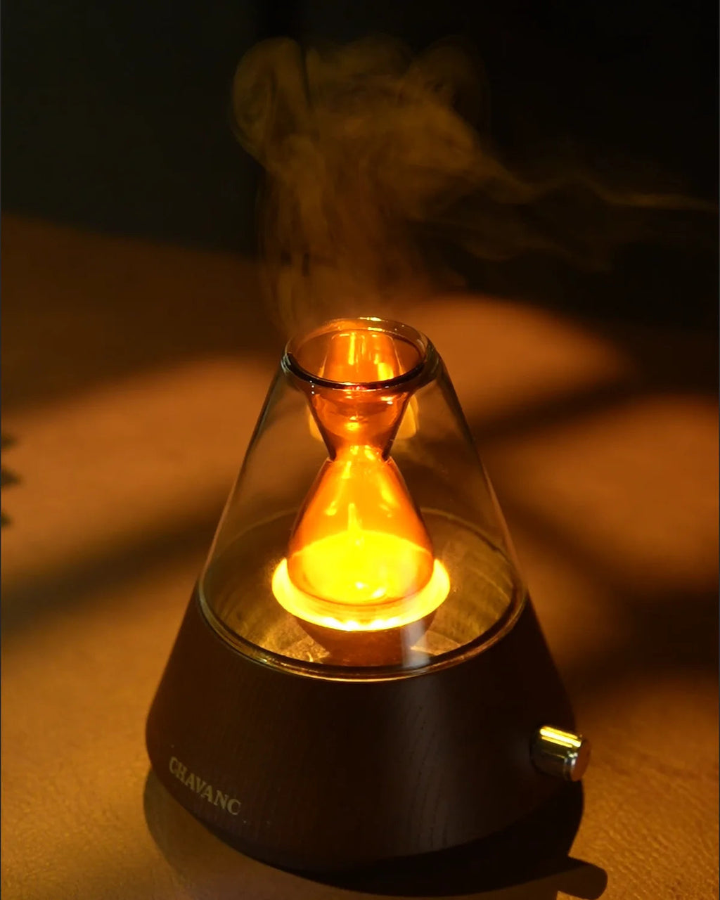 AmberGlow – Waterless Wood & Amber Glass Essential Oil Diffuser