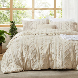 BohoCloud – Tufted Boho Comforter Set with Pillow Shams