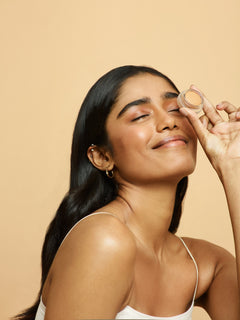 BareVeil – Barely-There Cream Concealer