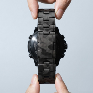 TitanLink – Luxe Titanium Link Band for Garmin QuickFit 22/26mm