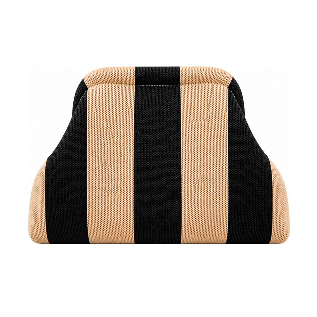 SnapKnit – Snap-Shut Knitted Makeup Bag with Wide Opening