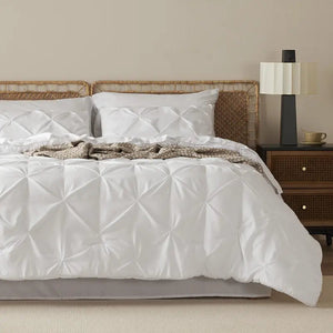 ☁️ CloudPleat – All-Season Pintuck Comforter Set