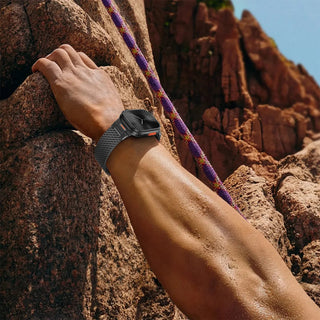 MechaMesh – Magnetic Milanese Loop Band for Apple Watch