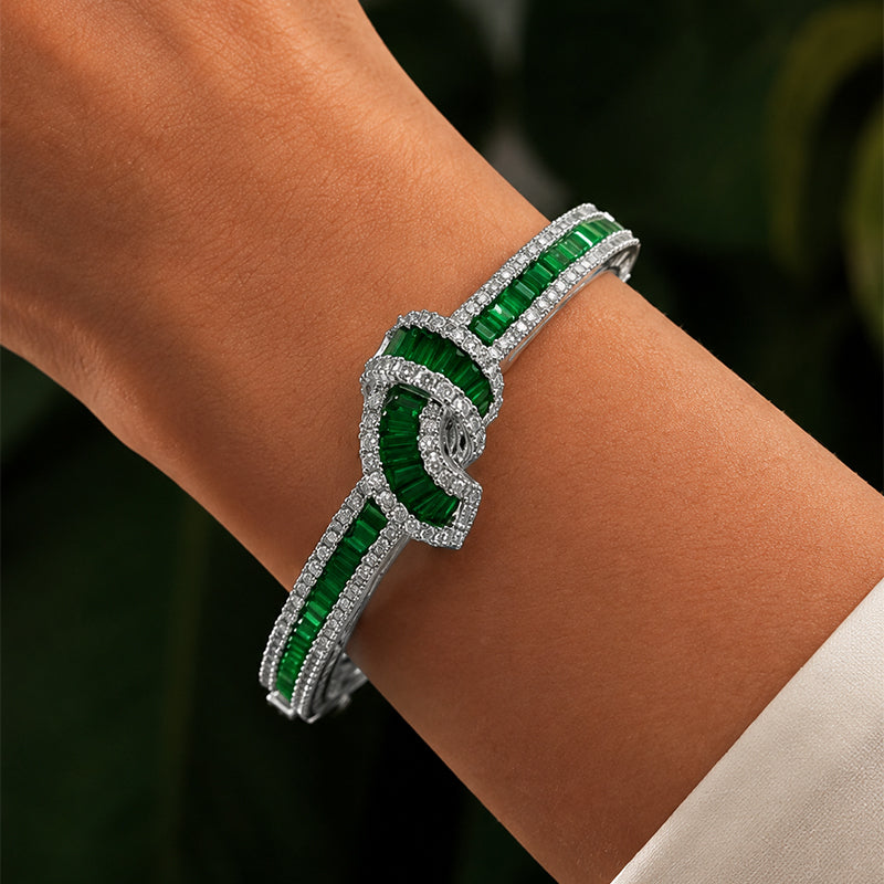 VerdeKnot – Baguette-Cut Green Sapphire Tight Knot Bracelet