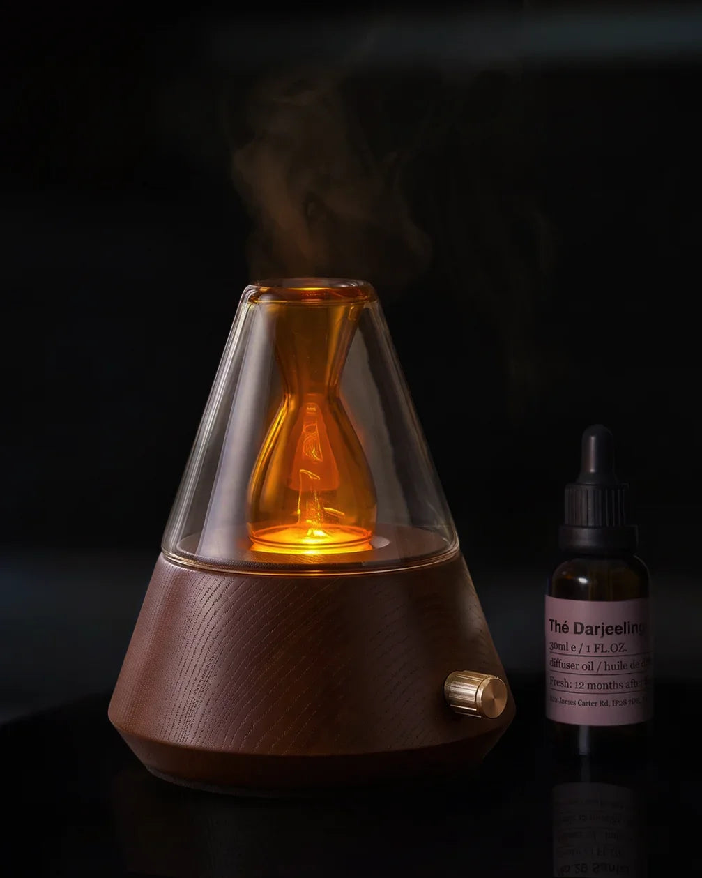 AmberGlow – Waterless Wood & Amber Glass Essential Oil Diffuser
