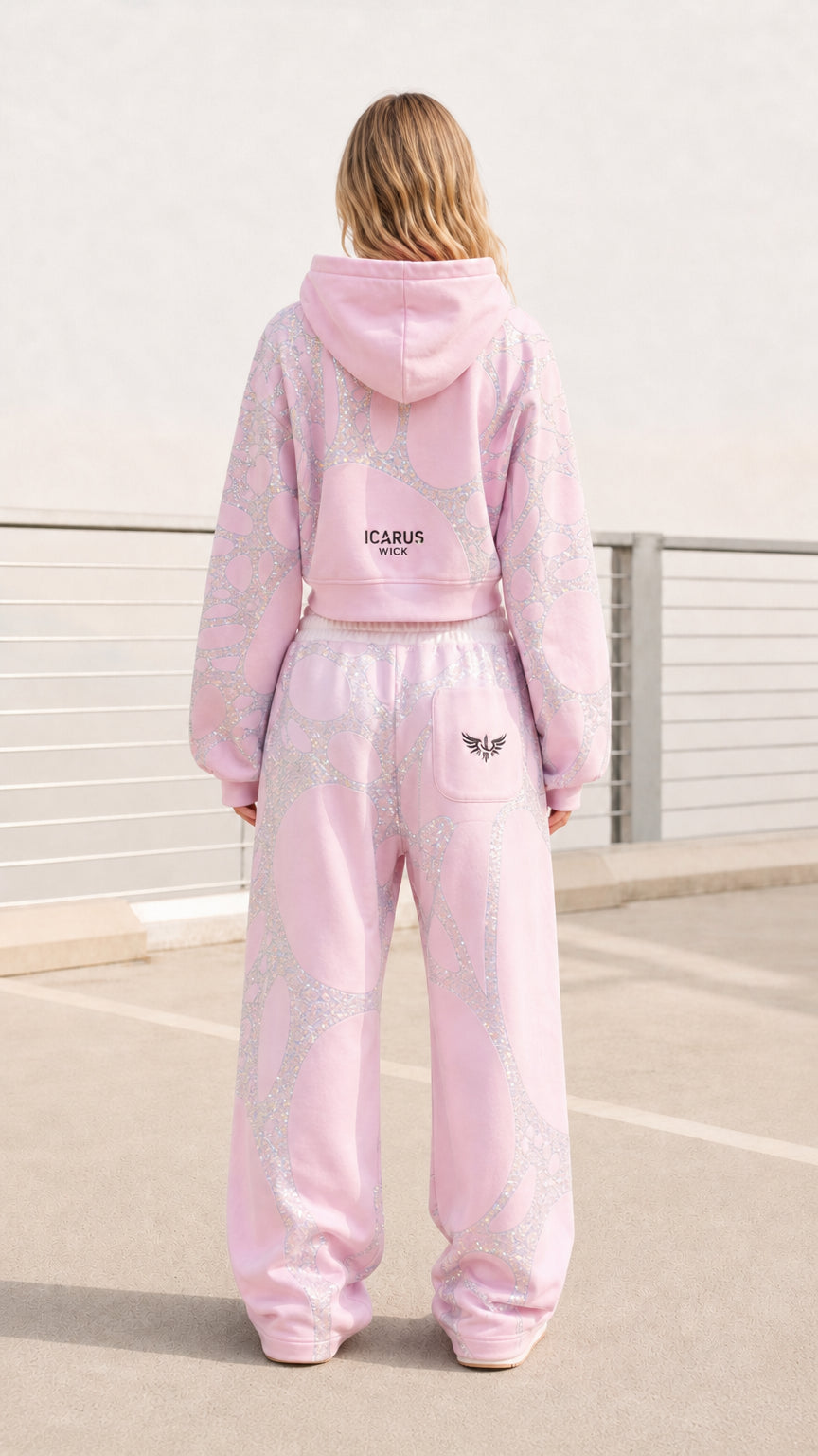 GlimmerLounge – Women's Glitter Graphic Cropped Zip Hoodie and Baggy Sweatpants Set
