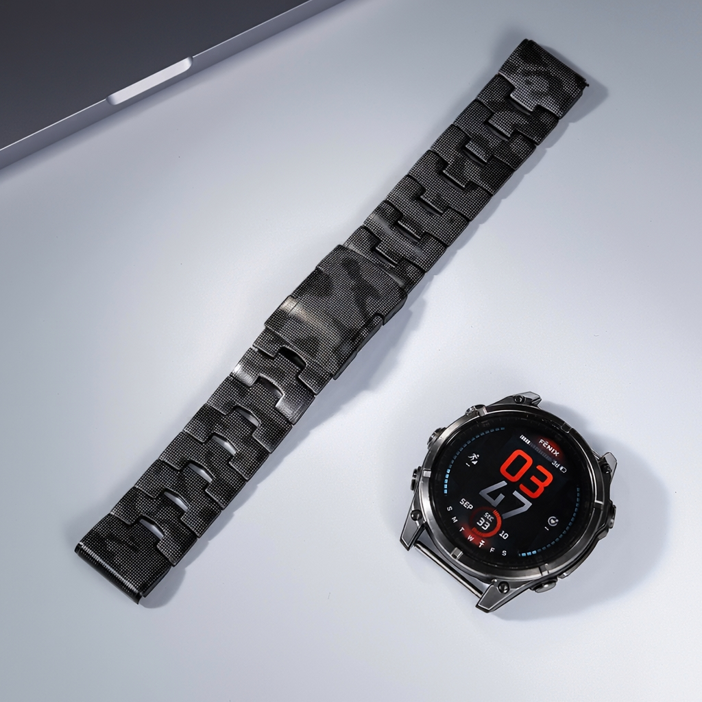 TitanLink – Luxe Titanium Link Band for Garmin QuickFit 22/26mm