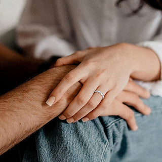 SpinCalm Ring – Rotating Crystal Ring for Anxiety Relief, Vows & Luck, Waterproof & Fade-Resistant