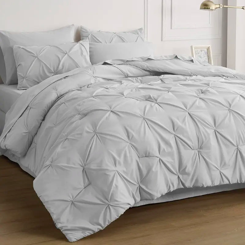 ☁️ CloudPleat – All-Season Pintuck Comforter Set
