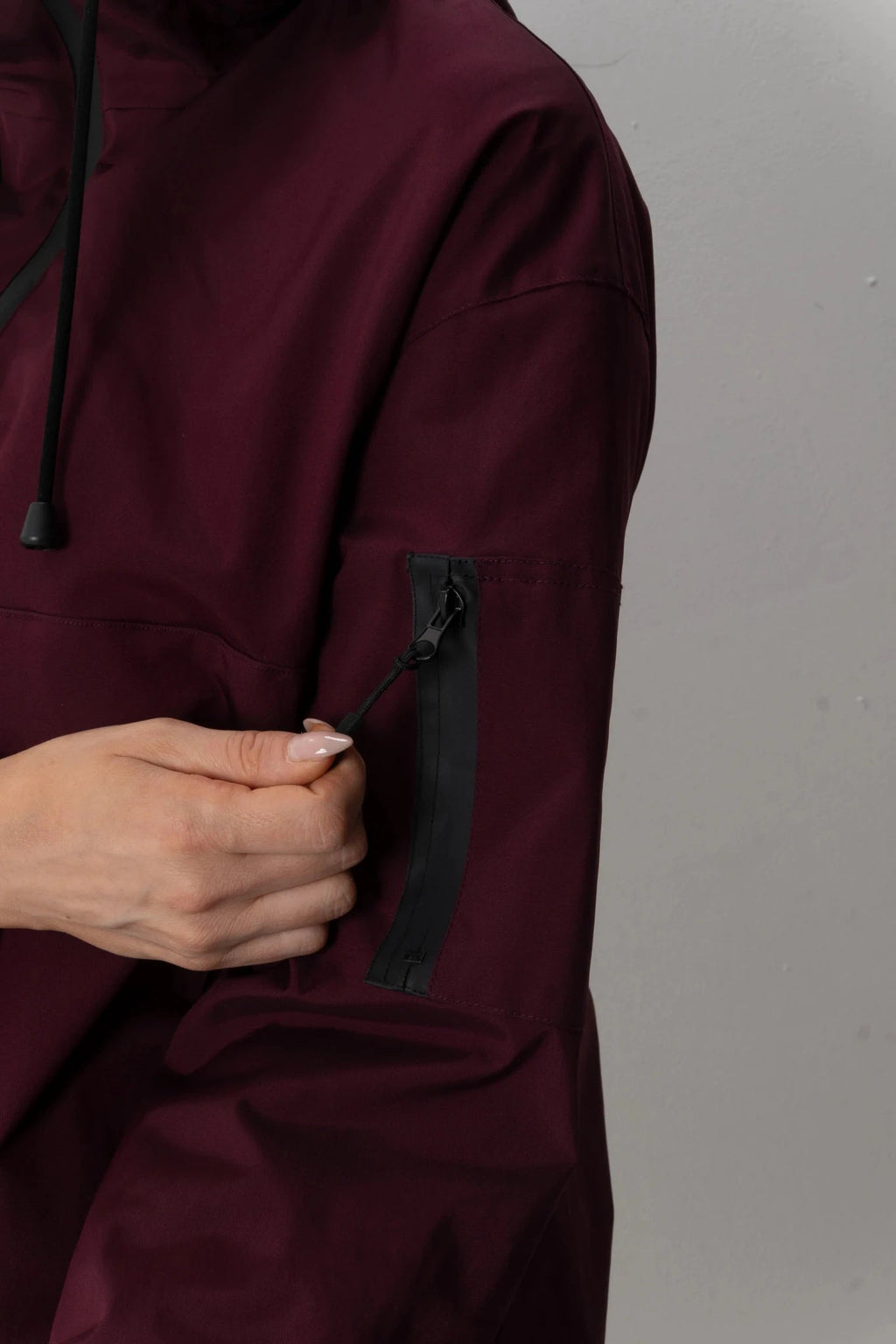 RainNest – Women's Relaxed Fit Waterproof Rain Hoodie