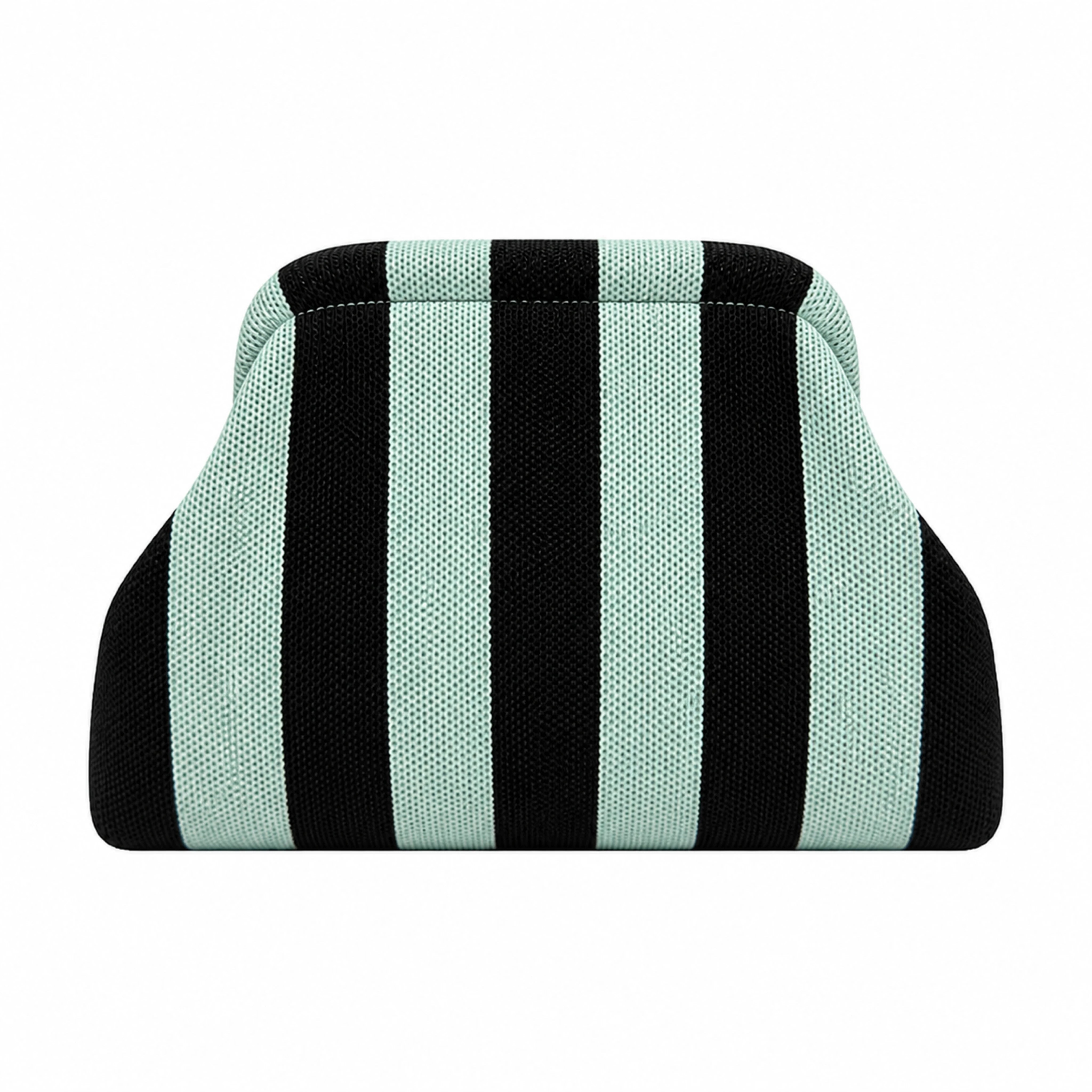 SnapKnit – Snap-Shut Knitted Makeup Bag with Wide Opening