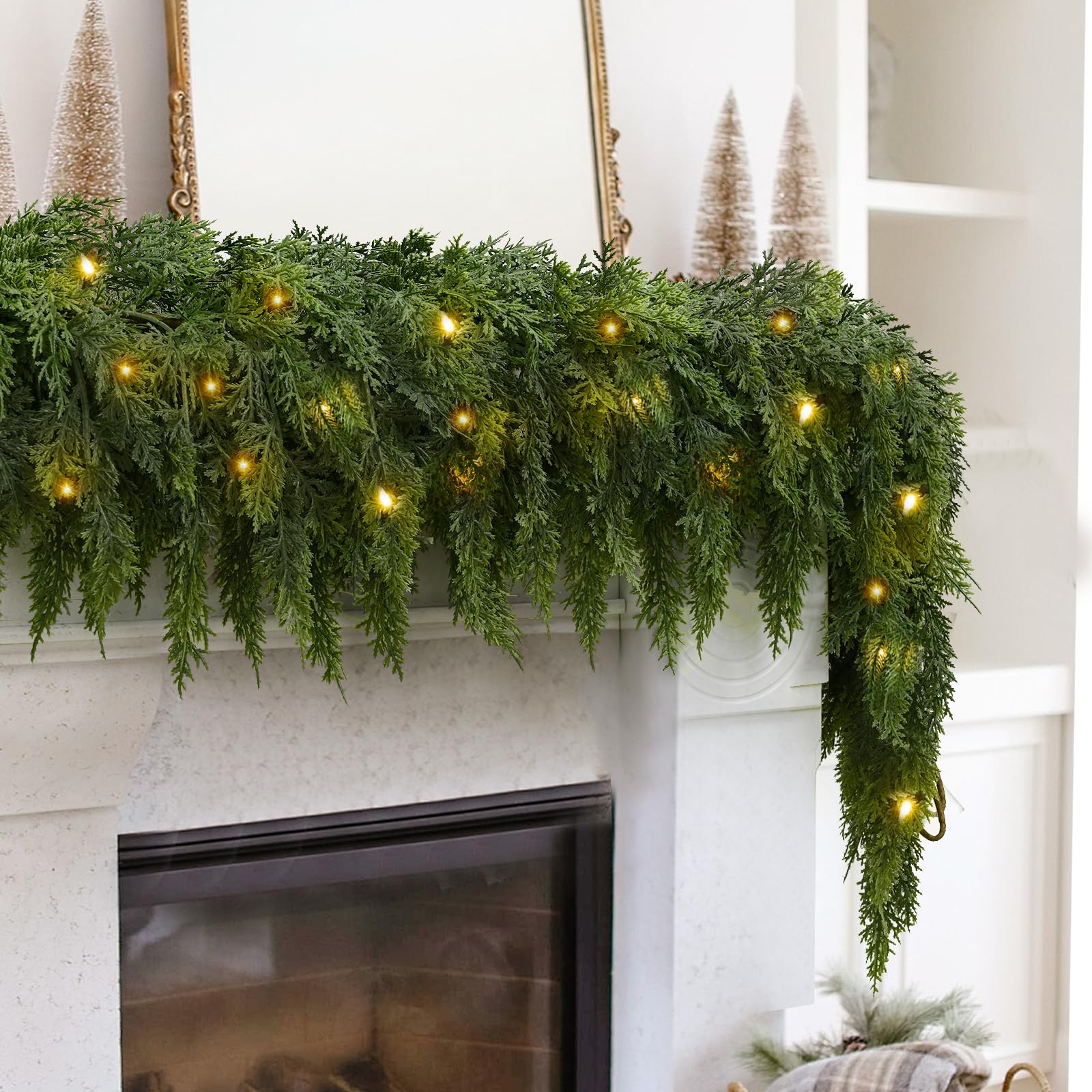 CedarGlow – Pre-Lit Cedar Garland for Every Season