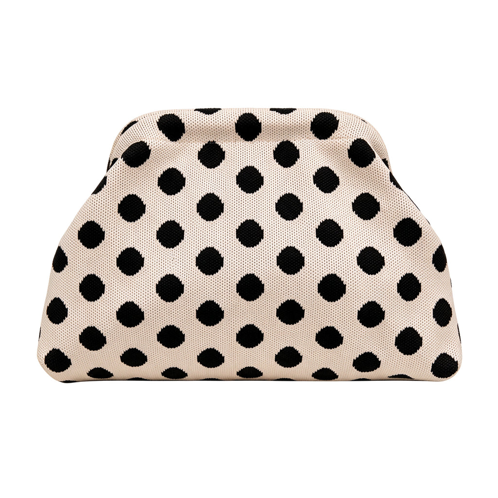 SnapKnit – Snap-Shut Knitted Makeup Bag with Wide Opening
