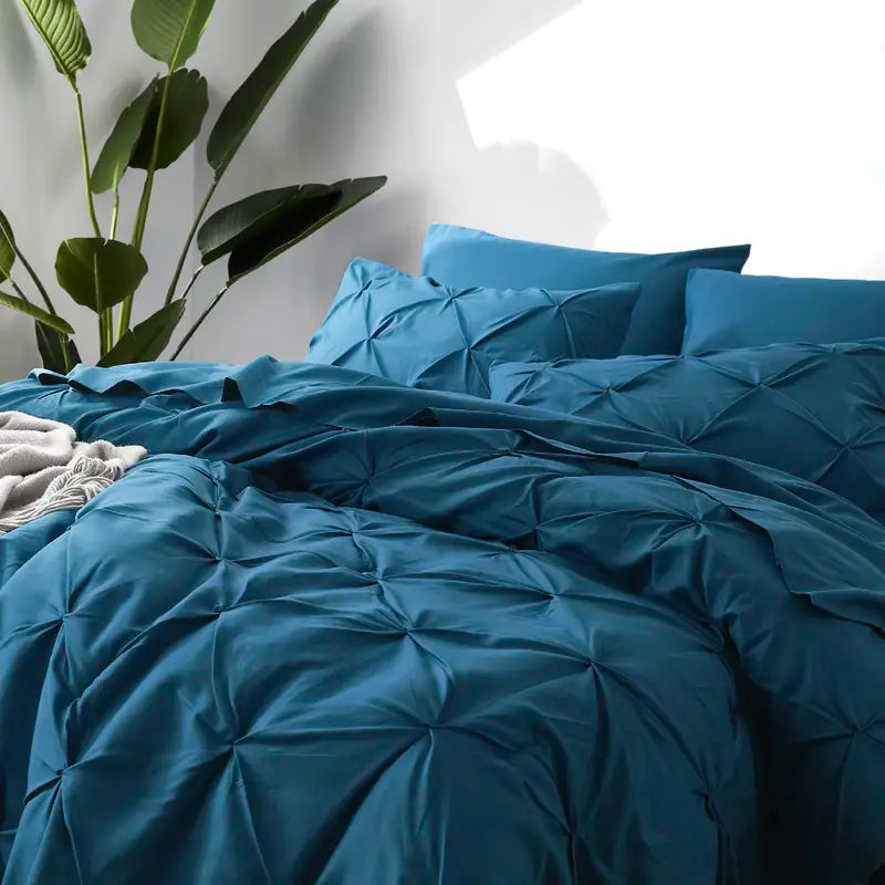 ☁️ CloudPleat – All-Season Pintuck Comforter Set