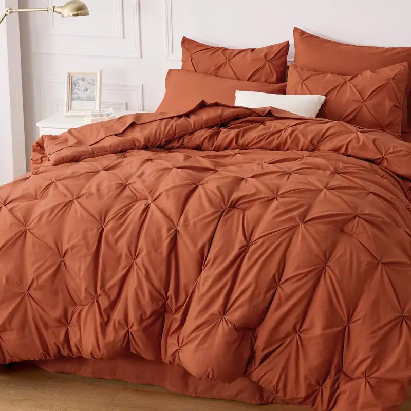 ☁️ CloudPleat – All-Season Pintuck Comforter Set