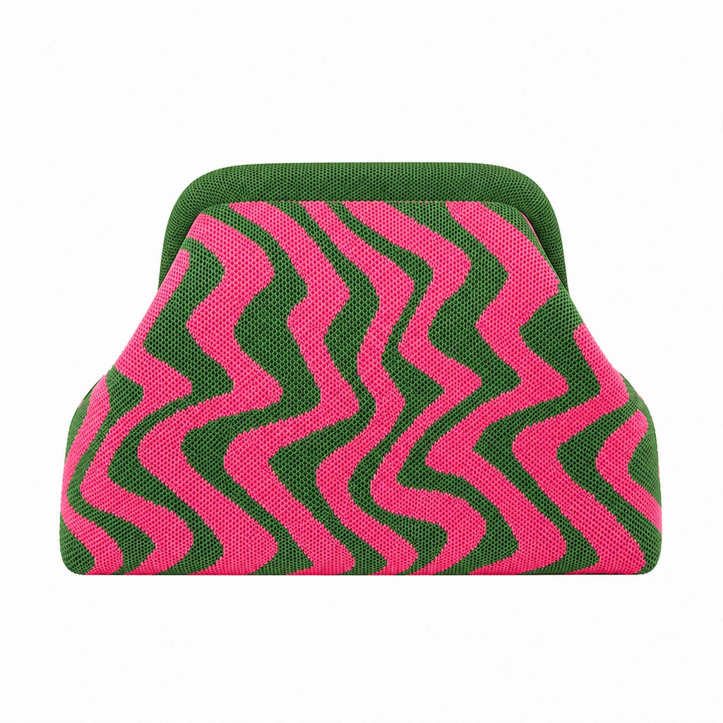SnapKnit – Snap-Shut Knitted Makeup Bag with Wide Opening