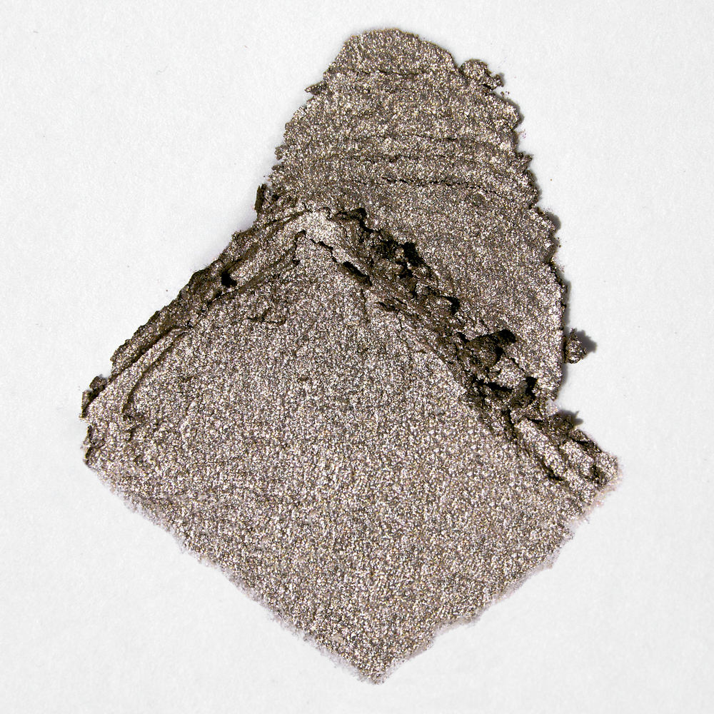 HazeGlide – Long-Lasting Shimmer Eyeshadow Stick