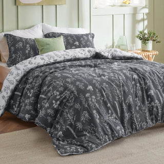 BloomNest – Reversible Botanical Floral Comforter Set with Pillow Shams