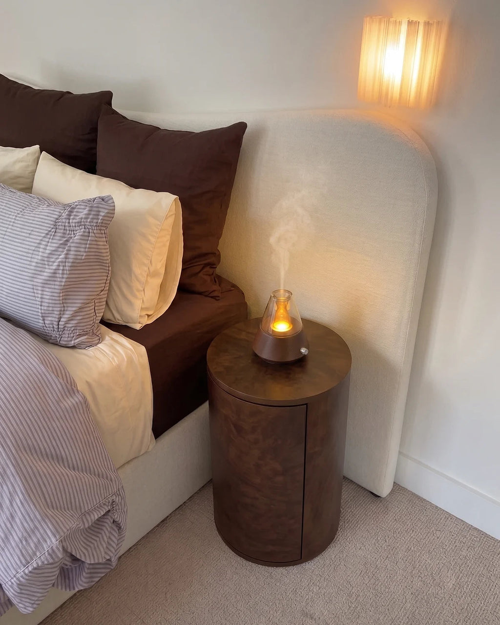 AmberGlow – Waterless Wood & Amber Glass Essential Oil Diffuser